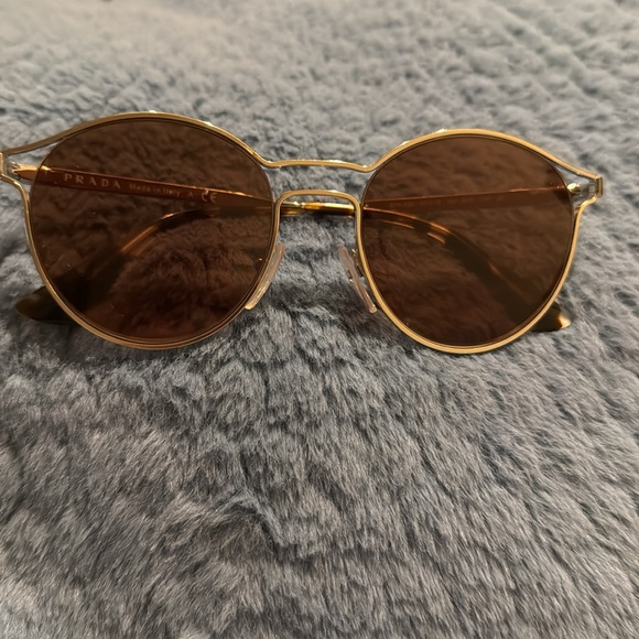 Authentic Prada 62S sunglasses, great condition!!!!!! - Picture 1 of 8